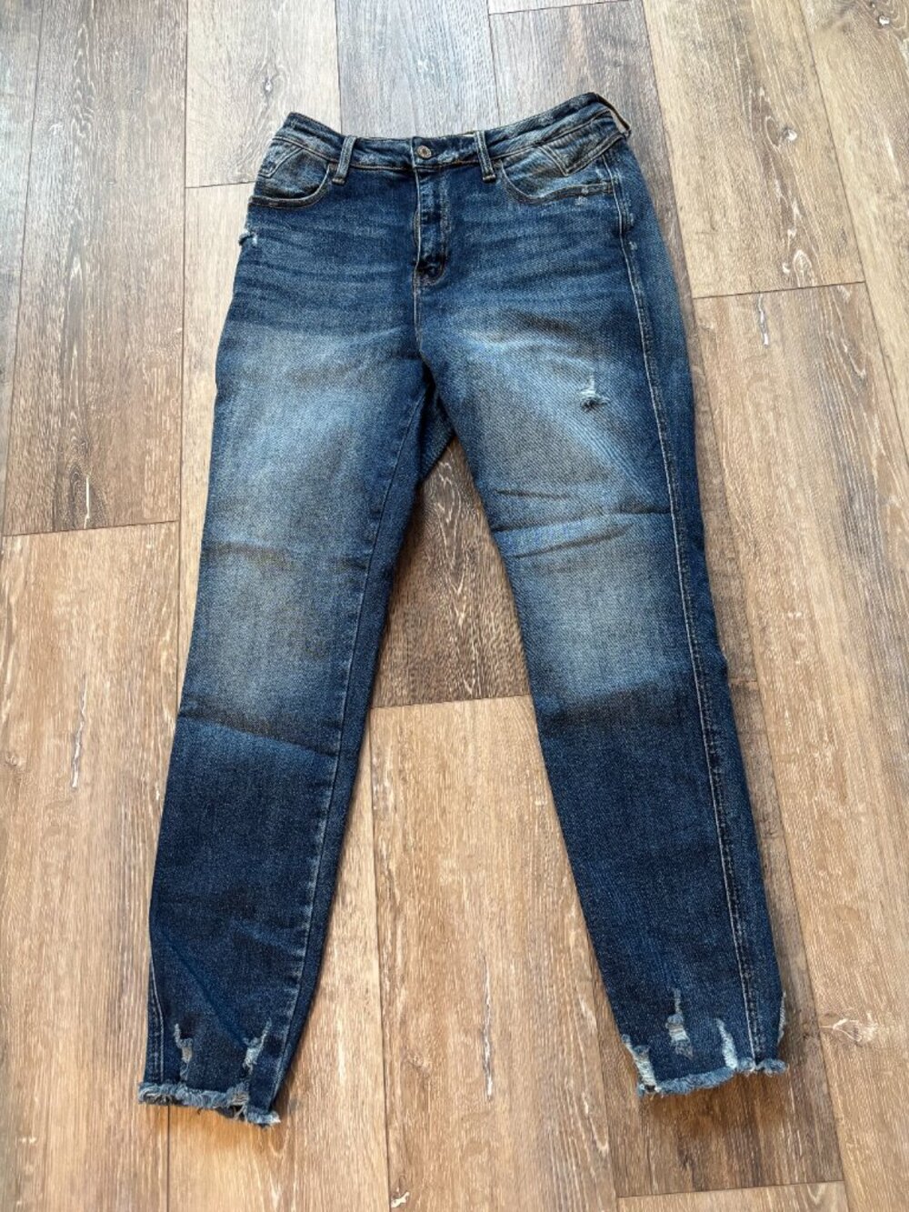 KANCAN Jeans Women’s 28 Blue Distressed Blue Denim  Ankle Maurices